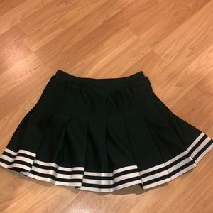 Green tailgate skirt